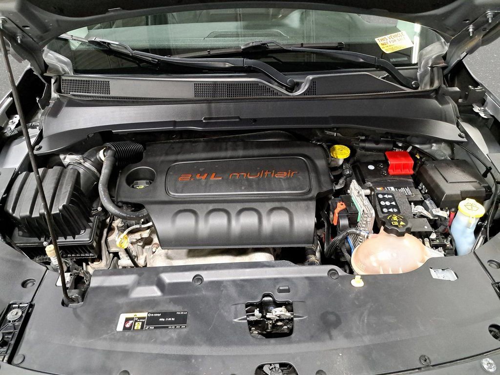 Certified 2022 Jeep Compass Latitude image 28