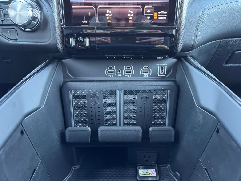 New 2026 RAM 1500 Limited image 23