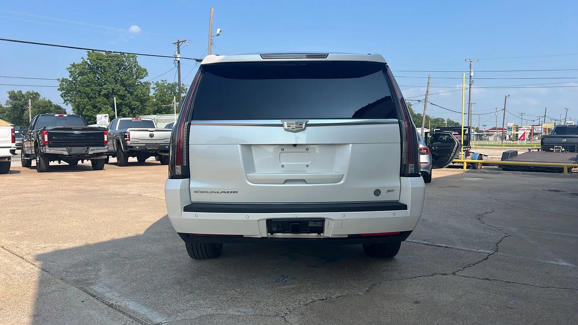 Used 2015 Cadillac Escalade ESV Platinum AWD/4WD image 6