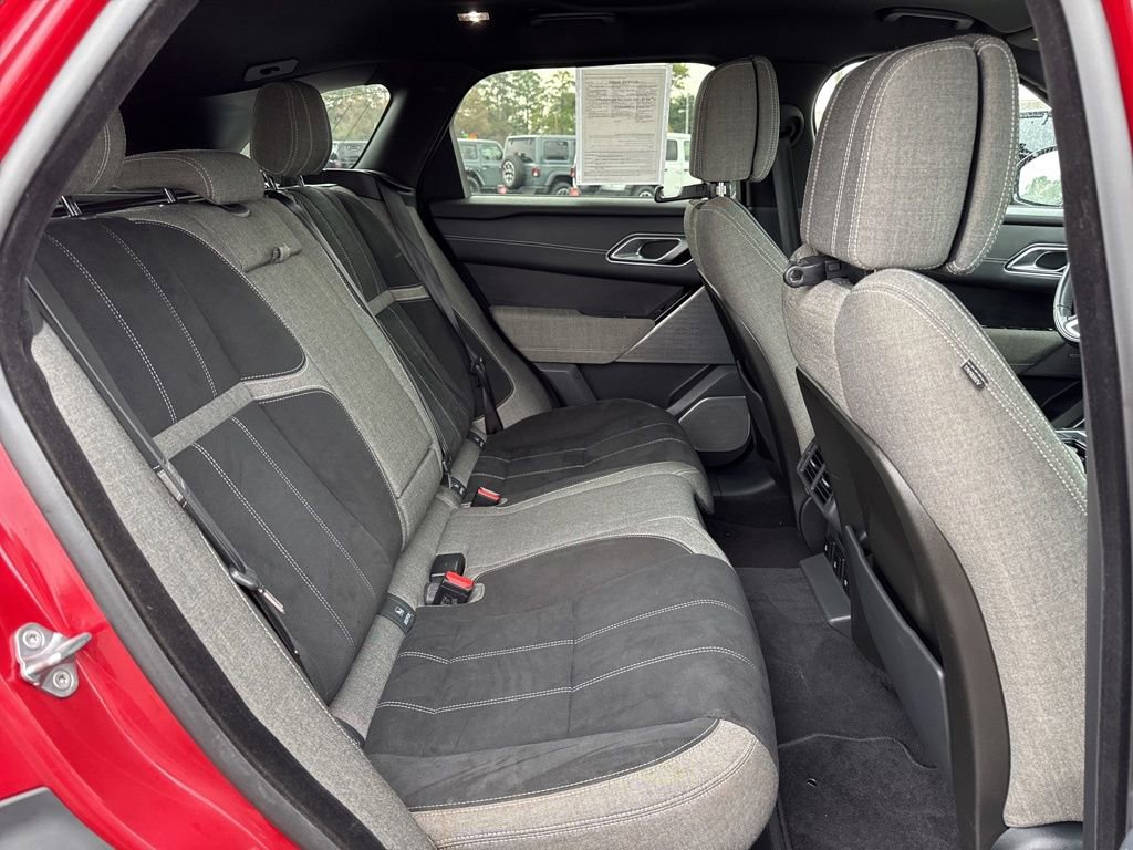 Used 2019 Land Rover Range Rover Velar R-Dynamic HSE image 18