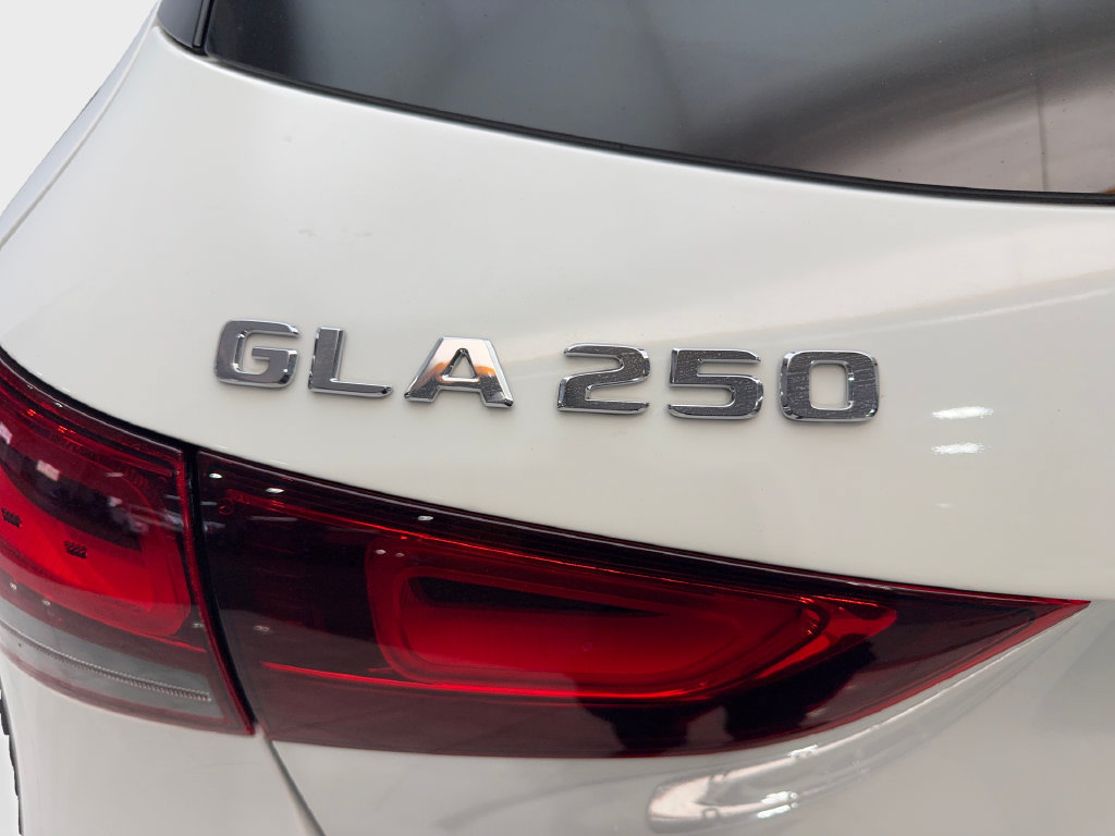 Used 2021 Mercedes-Benz GLA 250 image 23