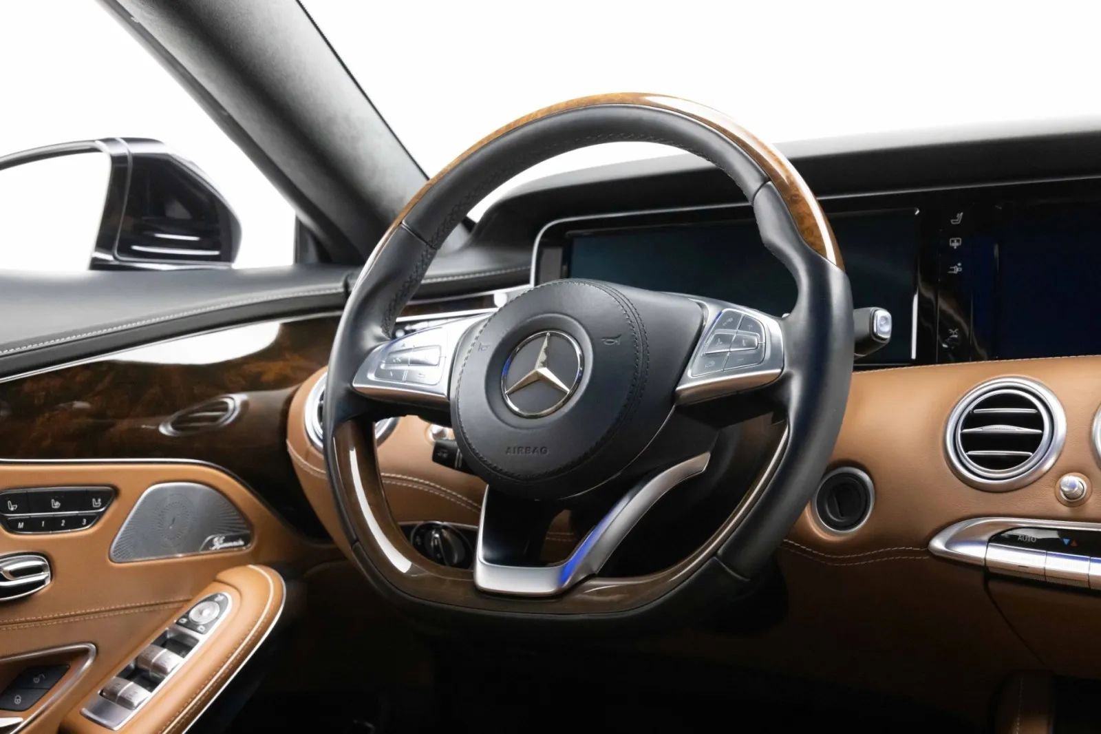 Used 2017 Mercedes-Benz S 63 AMG 4MATIC Coupe image 14