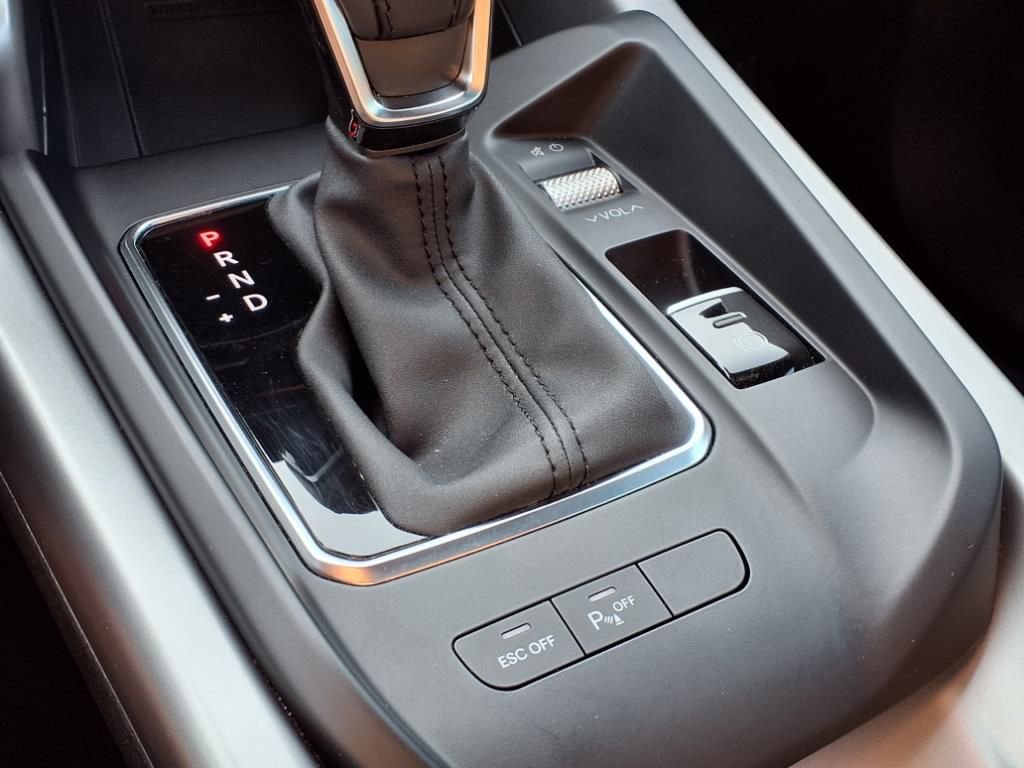 Used 2024 Dodge Hornet GT image 17
