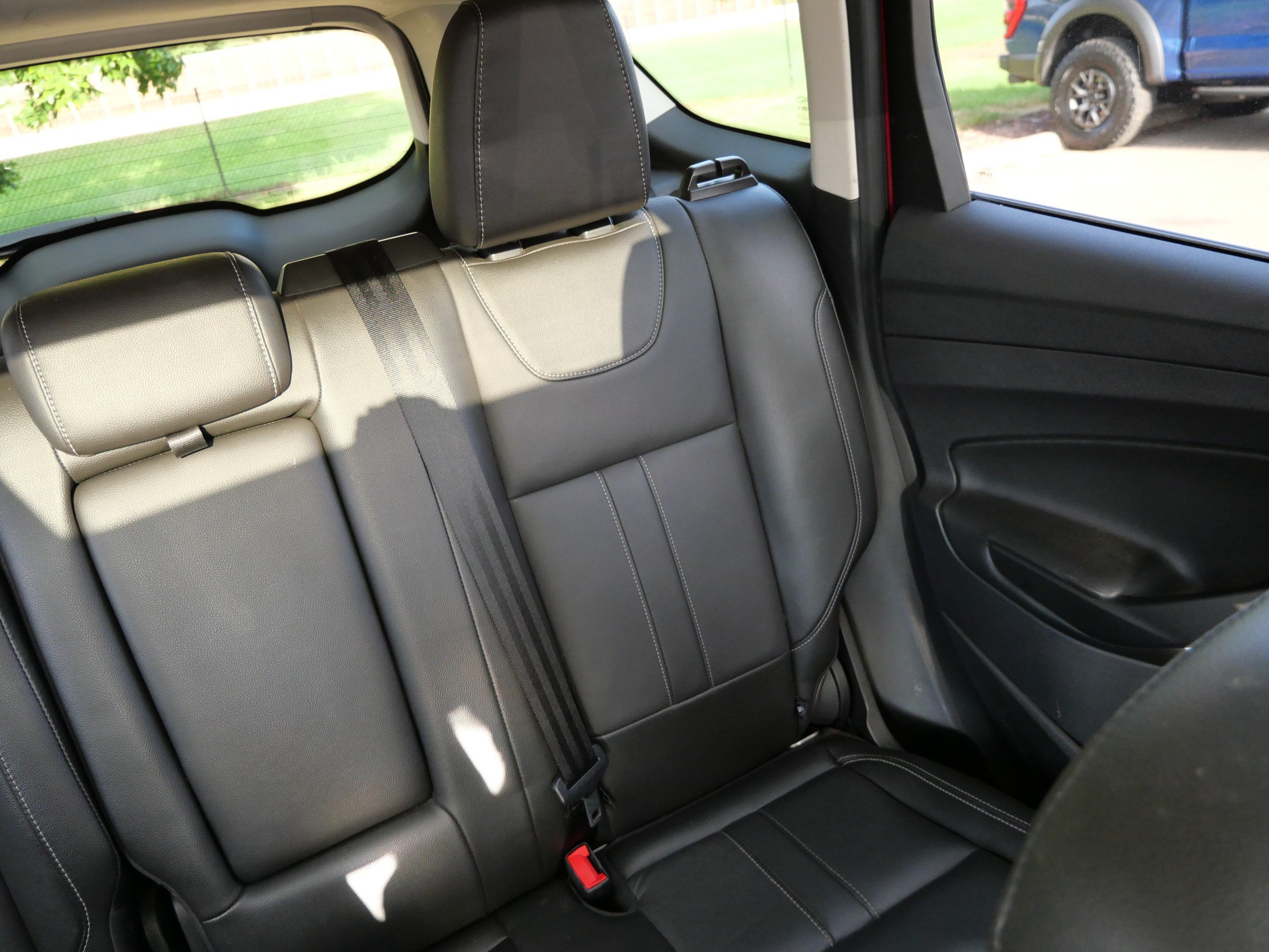Used 2013 Ford Escape Titanium w/ Parking Technology Pkg AWD/4WD image 14