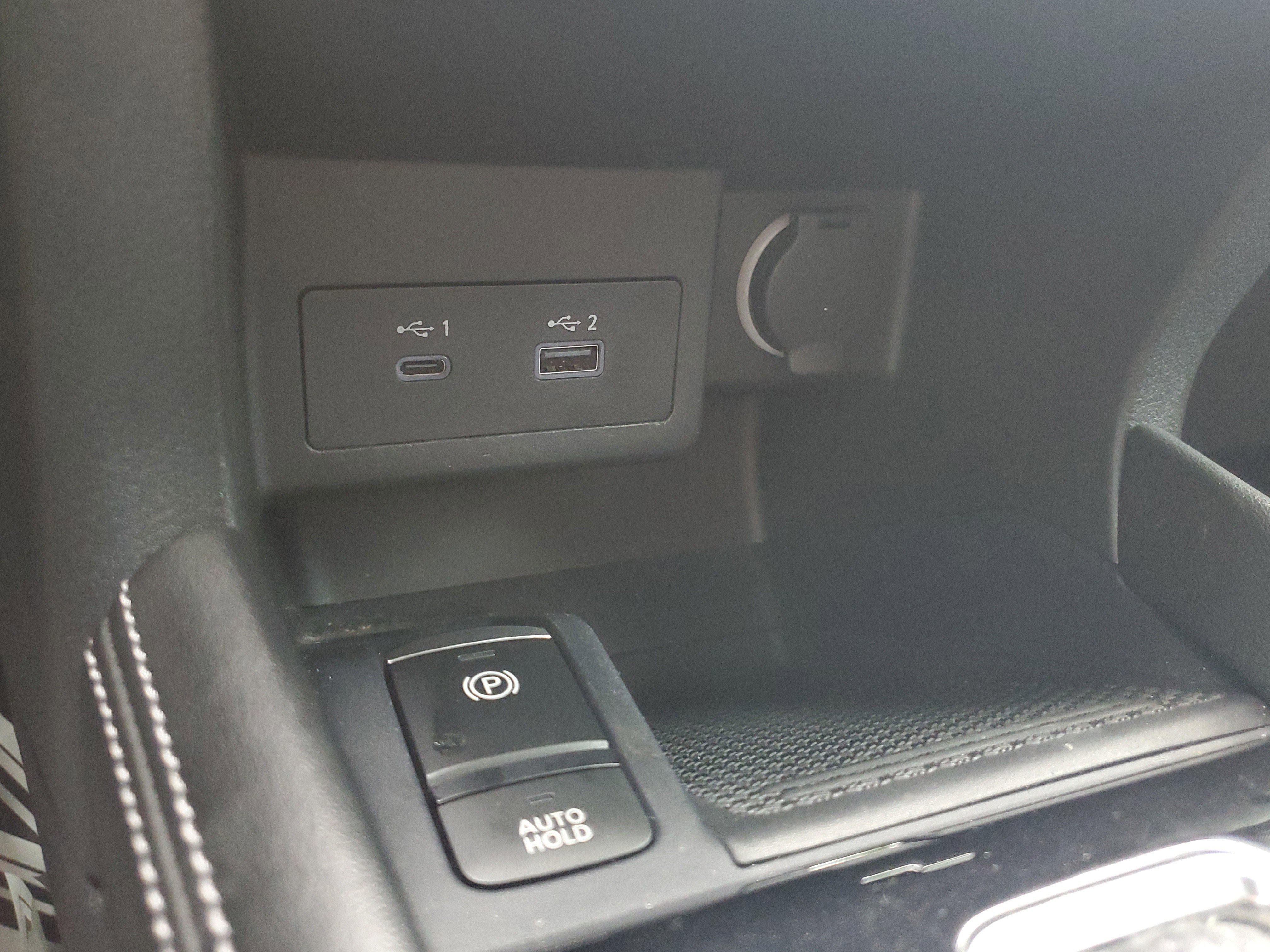 Certified 2024 Nissan Kicks SV image 27