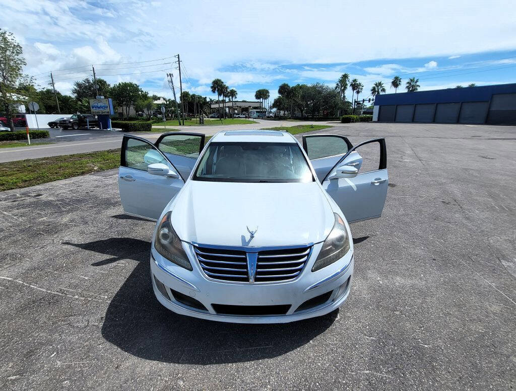 Used 2013 Hyundai Equus Signature image 14