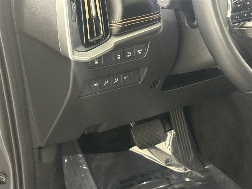 Used 2025 MAZDA CX-90 3.3 Turbo w/ Premium Plus Pkg image 10