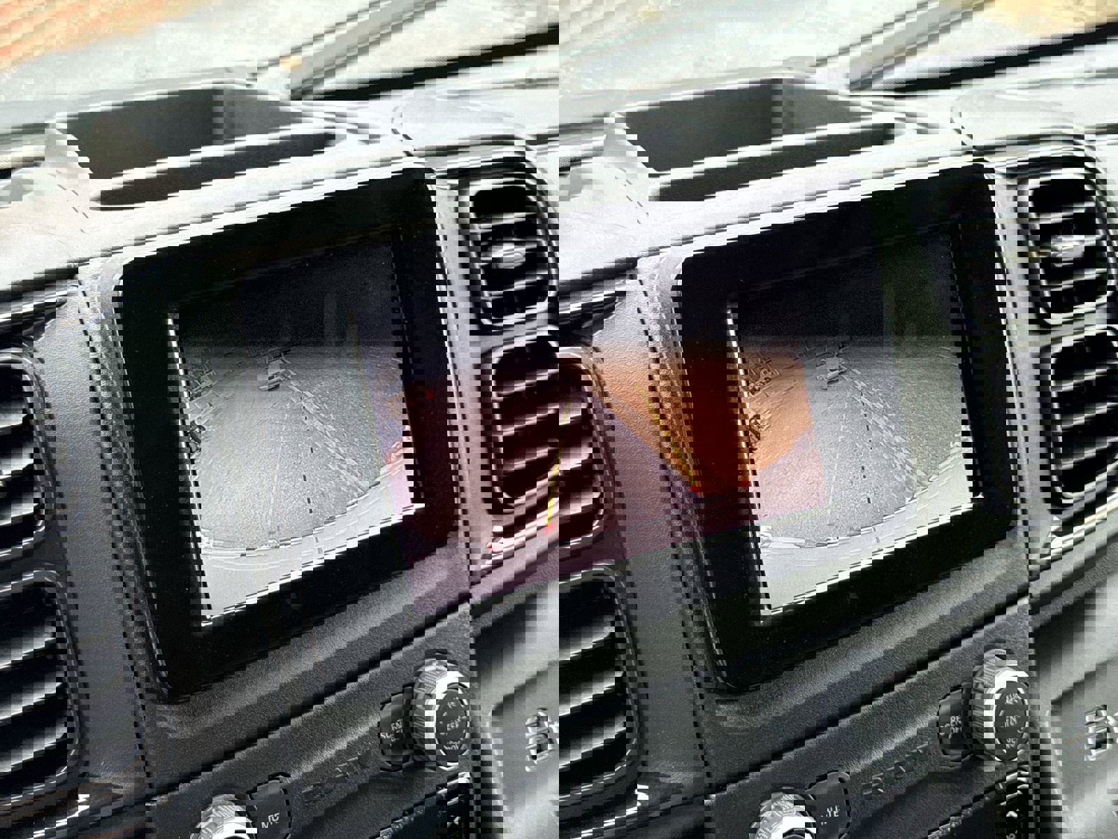 Used 2025 RAM ProMaster 2500 w/ Storage Group image 24