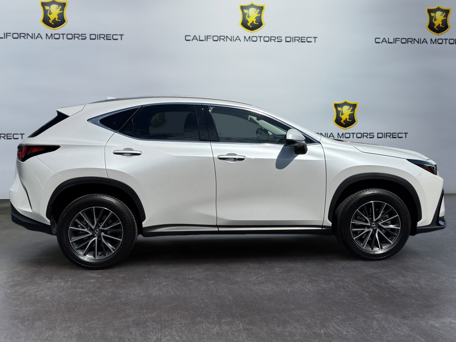 Used 2024 Lexus NX 350h AWD image 6