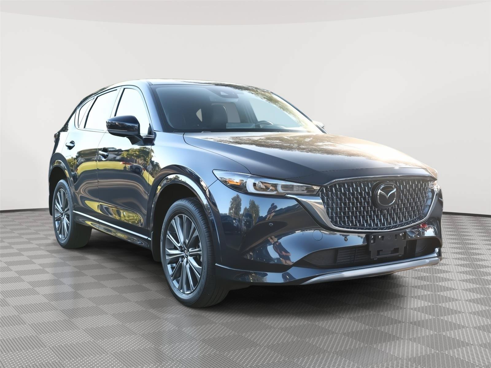 Used 2025 MAZDA CX-5 Signature AWD/4WD image 1