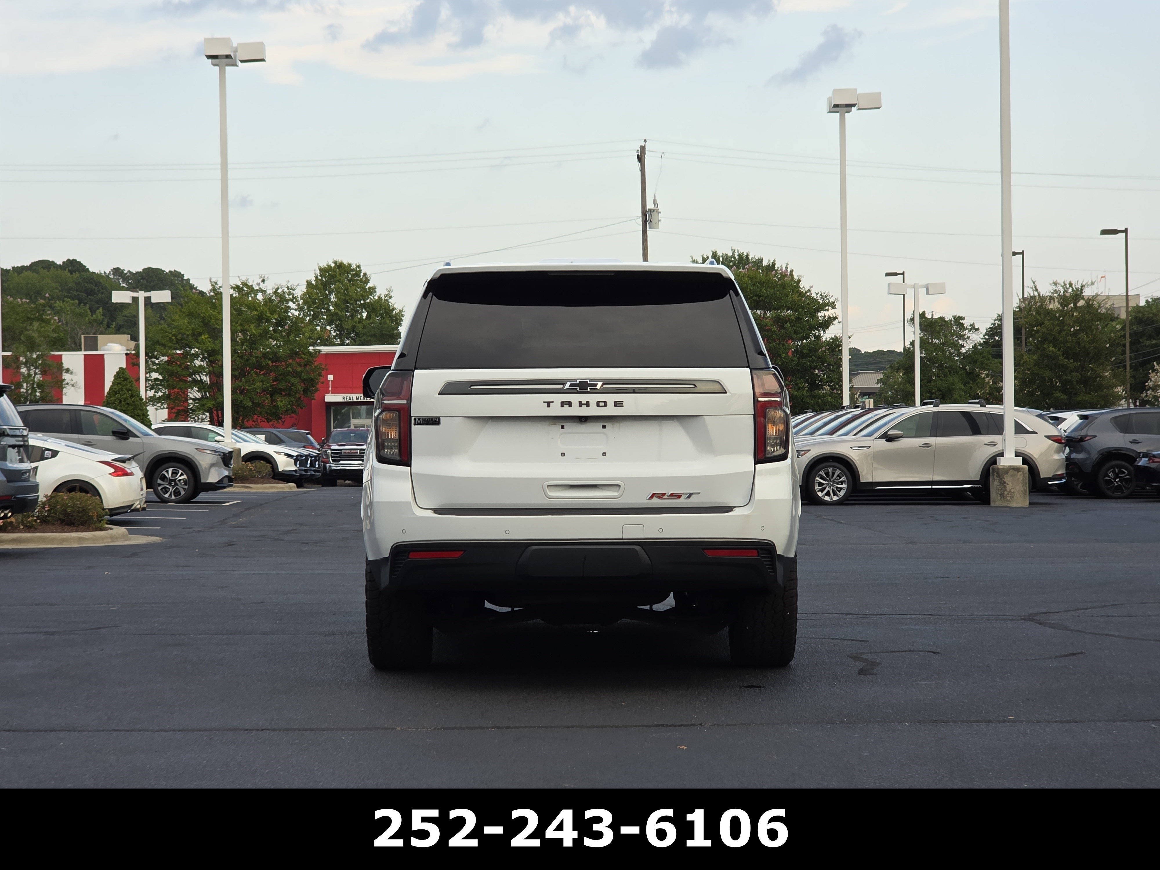 Used 2022 Chevrolet Tahoe RST w/ Luxury Package AWD/4WD image 6