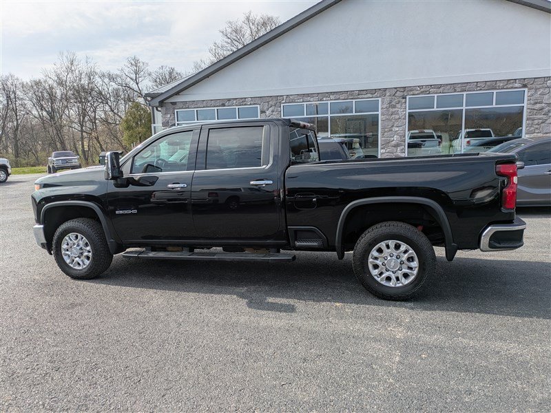 Used 2020 Chevrolet Silverado 2500 LTZ w/ LTZ Plus Package AWD/4WD image 4