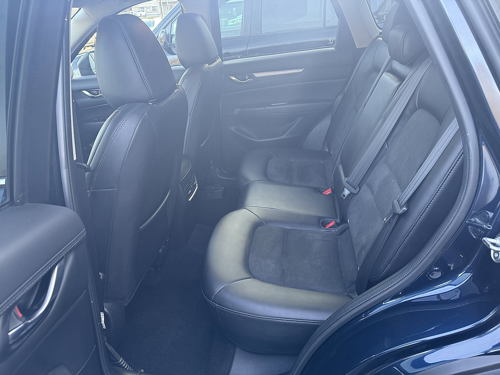 Used 2019 MAZDA CX-5 Touring image 17