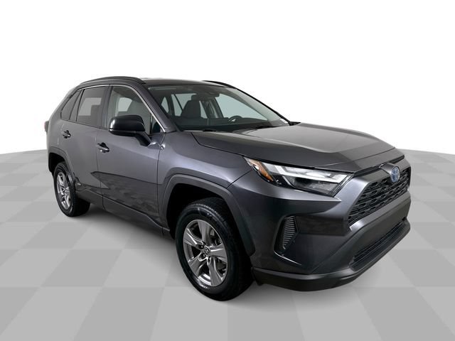 Used 2023 Toyota RAV4 LE AWD/4WD image 2