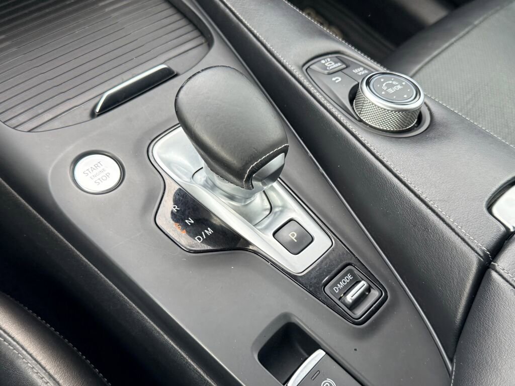 Used 2019 INFINITI QX50 Essential w/ Premium Heat Package image 24