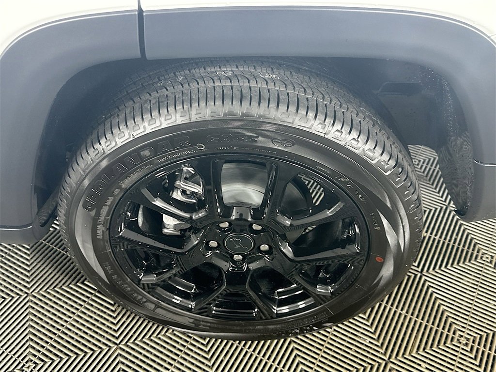 New 2026 Jeep Compass Latitude w/ Quick Order Package 29K image 16