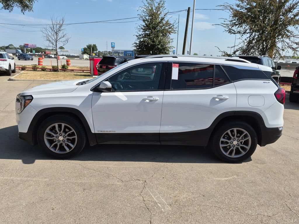 Used 2023 GMC Terrain SLT FWD image 4