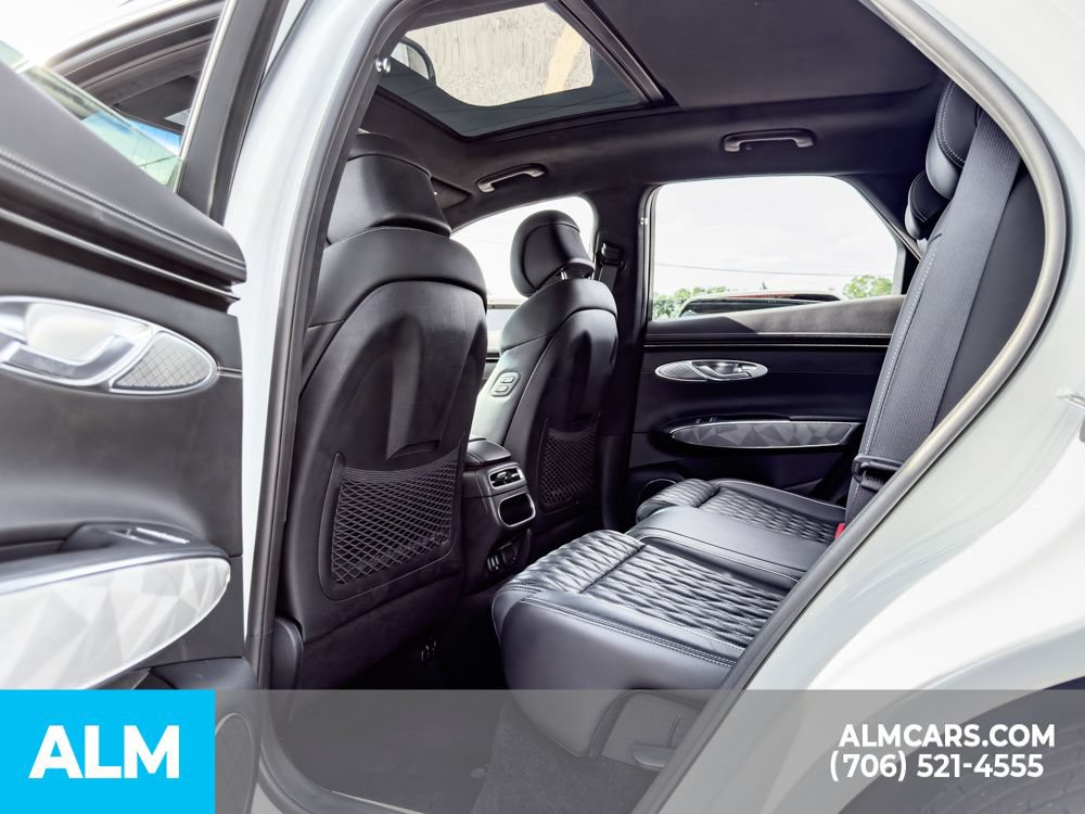 Used 2023 Genesis GV70 3.5T Sport w/ Sport Advanced Package AWD/4WD image 24