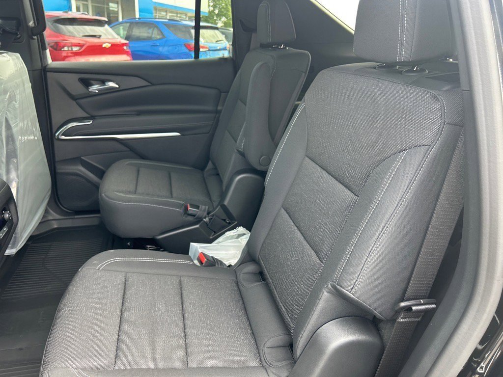New 2026 Chevrolet Traverse LT w/ Midnight/Sport Edition image 6