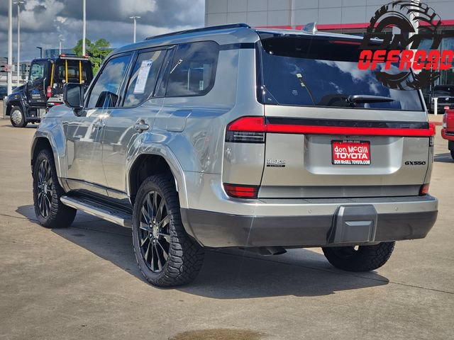 Used 2026 Lexus GX 550 w/ Accessory Package (2T) AWD/4WD image 5