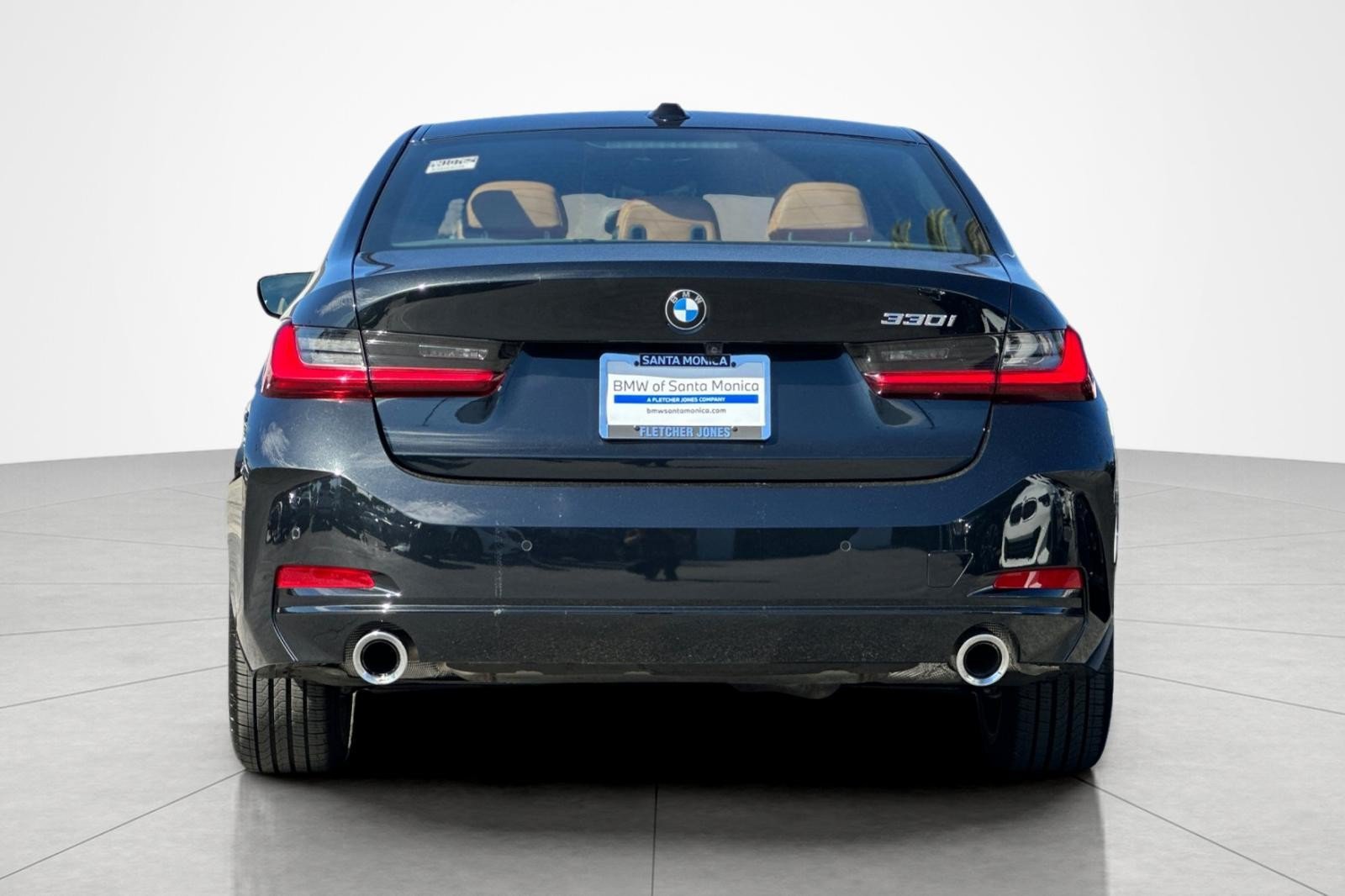 Used 2023 BMW 330i Sedan w/ Premium Package RWD image 4