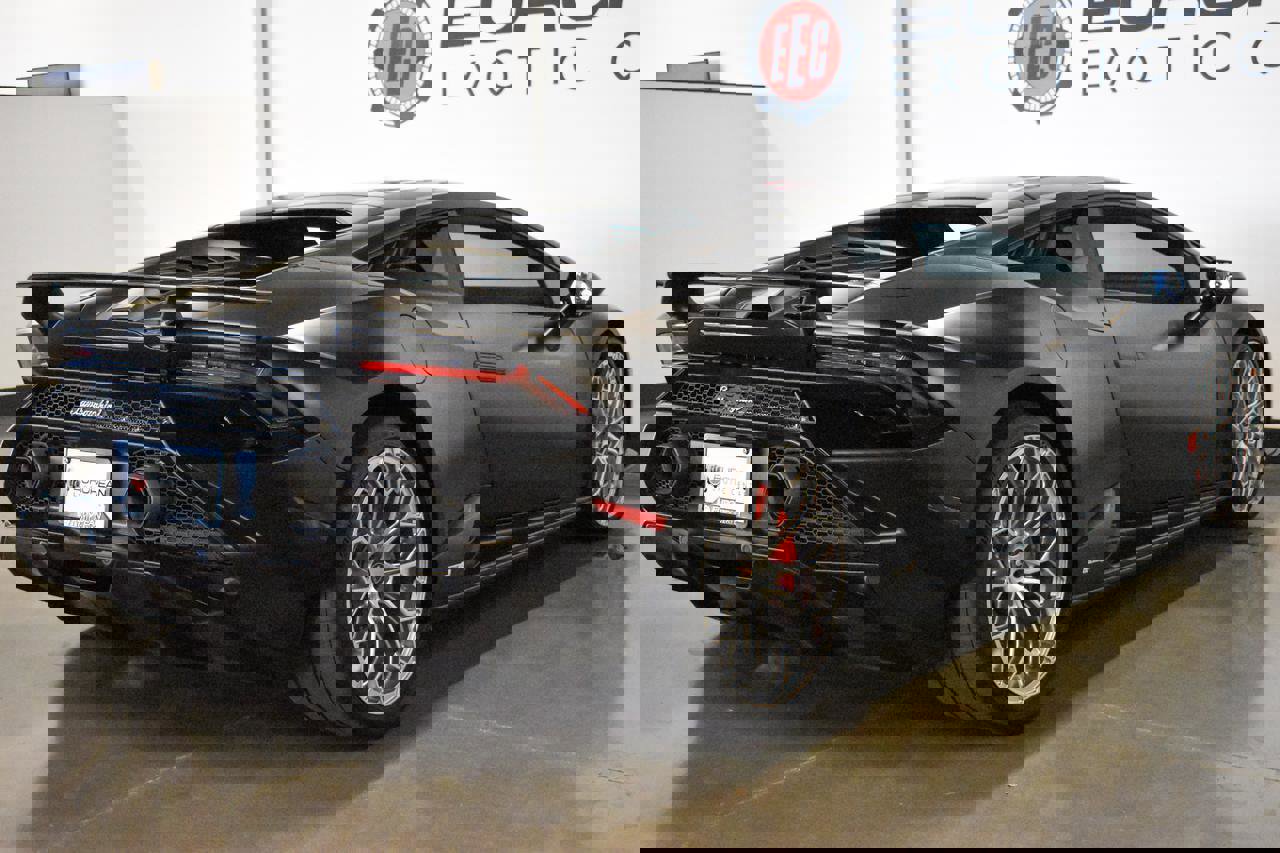 Used 2023 Lamborghini Huracan Tecnica image 29