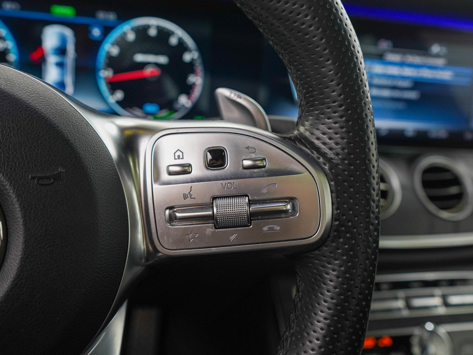 Used 2019 Mercedes-Benz E 53 AMG 4MATIC Sedan image 25