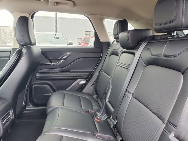 Certified 2024 Lincoln Corsair AWD w/ Equipment Group 101A image 27