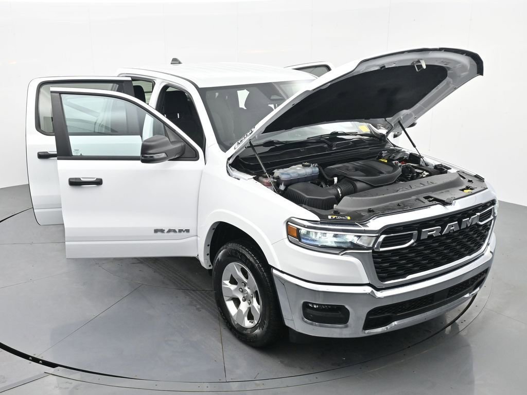 Used 2025 RAM 1500 Big Horn AWD/4WD image 37