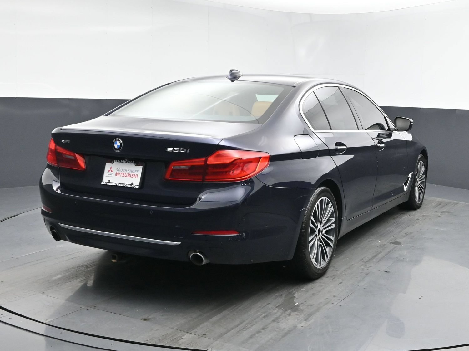 Used 2018 BMW 530i xDrive AWD/4WD image 20