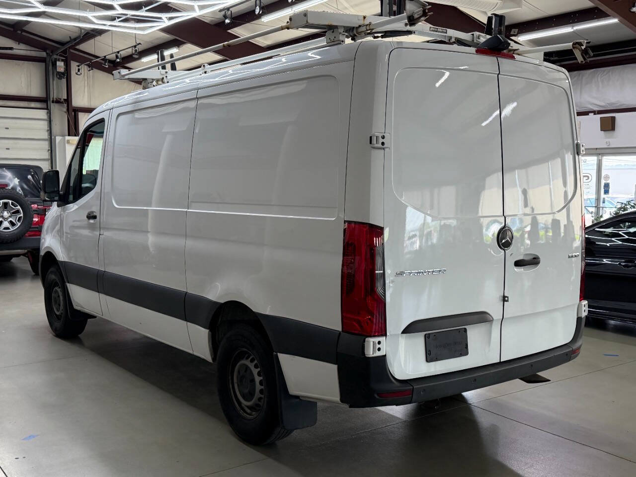 Used 2020 Mercedes-Benz Sprinter 1500 image 4
