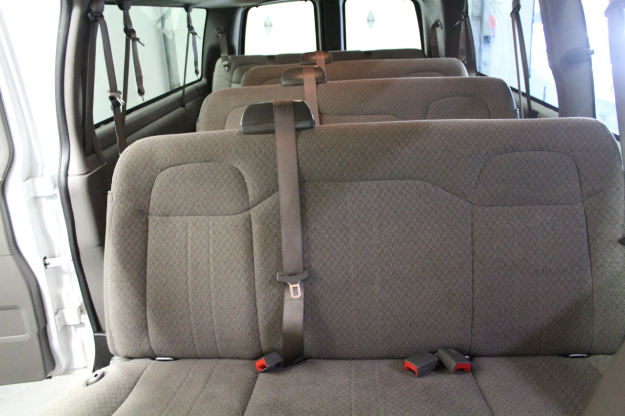 Used 2020 GMC Savana 3500 LT w/ LT Preferred Equipment Group image 24