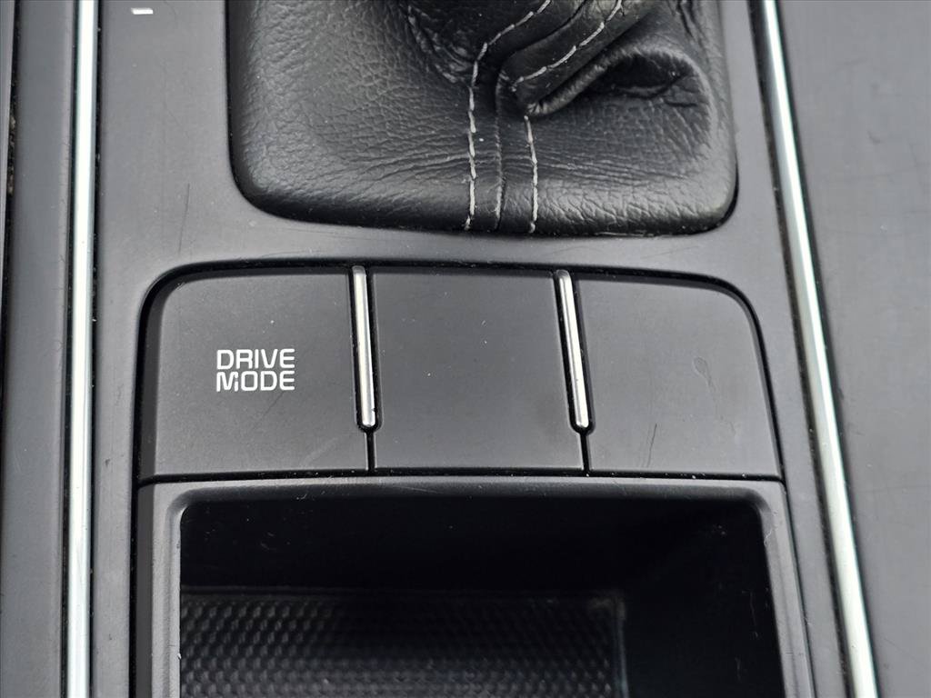 Used 2017 Kia Sorento FWD image 20