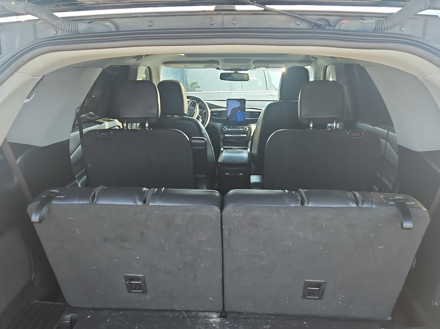 Used 2023 Ford Explorer Limited w/ Limited Technology Package image 9