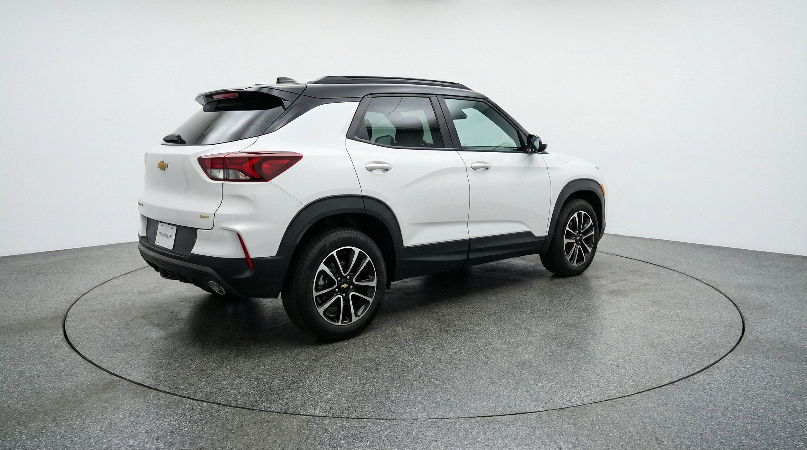 Used 2025 Chevrolet TrailBlazer LT image 9