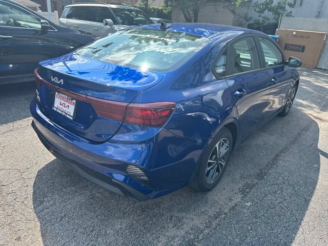 Used 2024 Kia Forte LXS FWD image 4