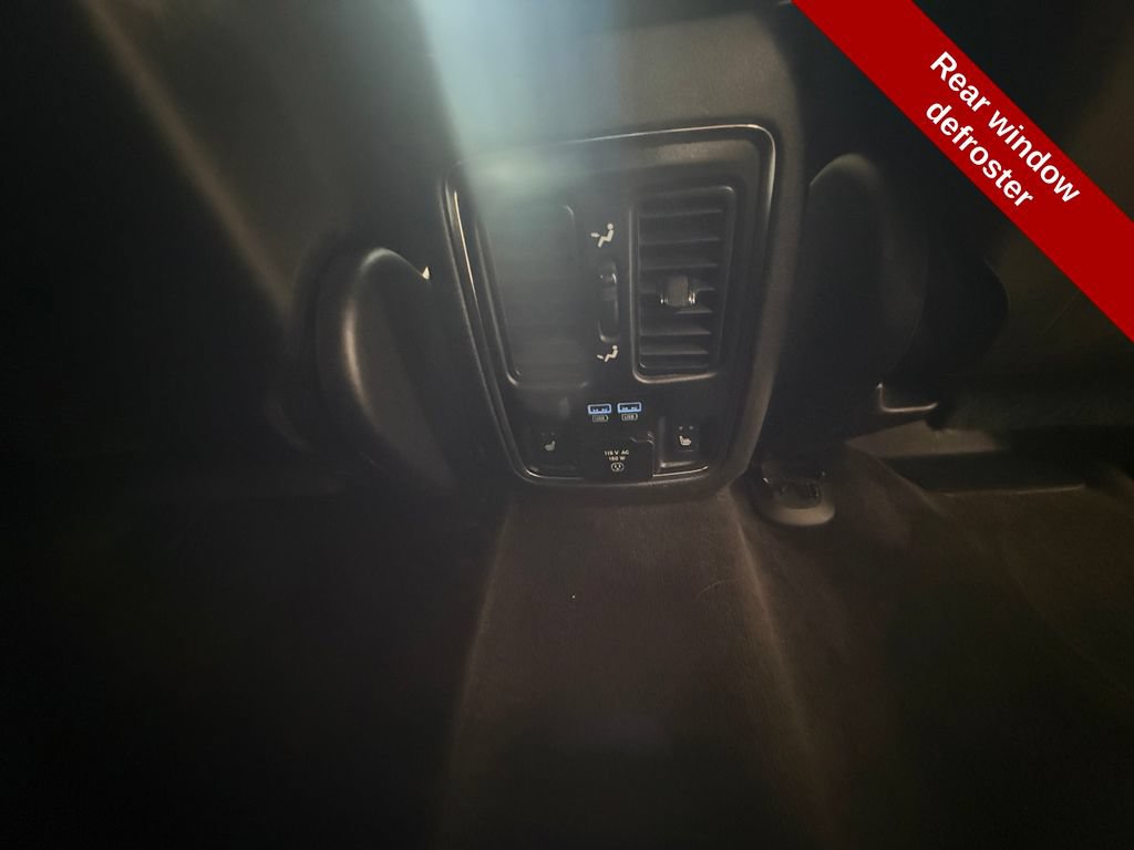 Used 2019 Jeep Grand Cherokee Limited w/ Luxury Group II AWD/4WD image 42
