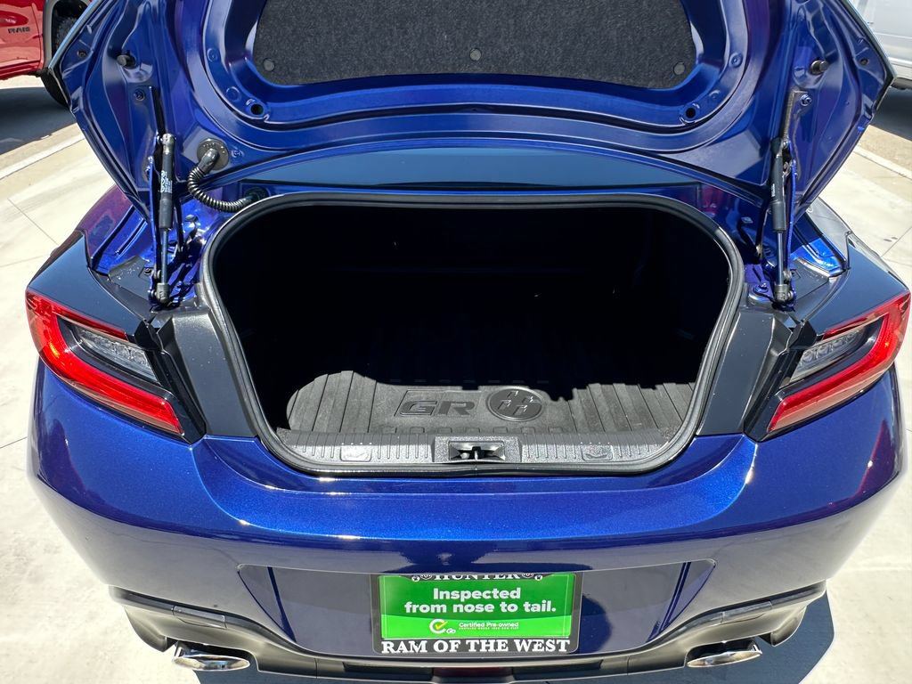Used 2022 Toyota GR86 w/ ALL Weather Mat Package (TMS) RWD image 21