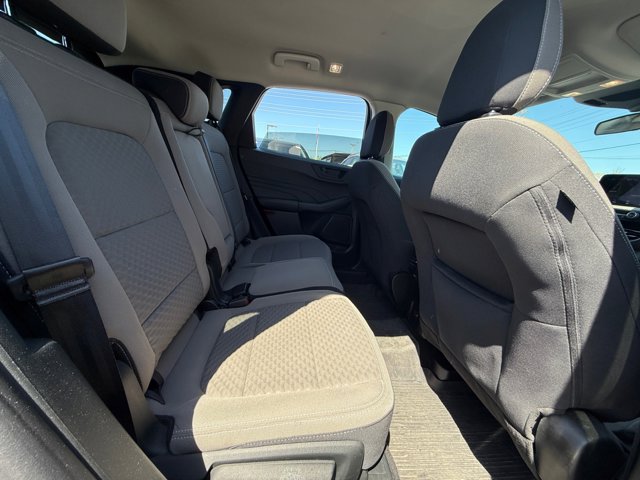Used 2022 Ford Escape SE w/ SE Sport Appearance Package AWD/4WD image 17