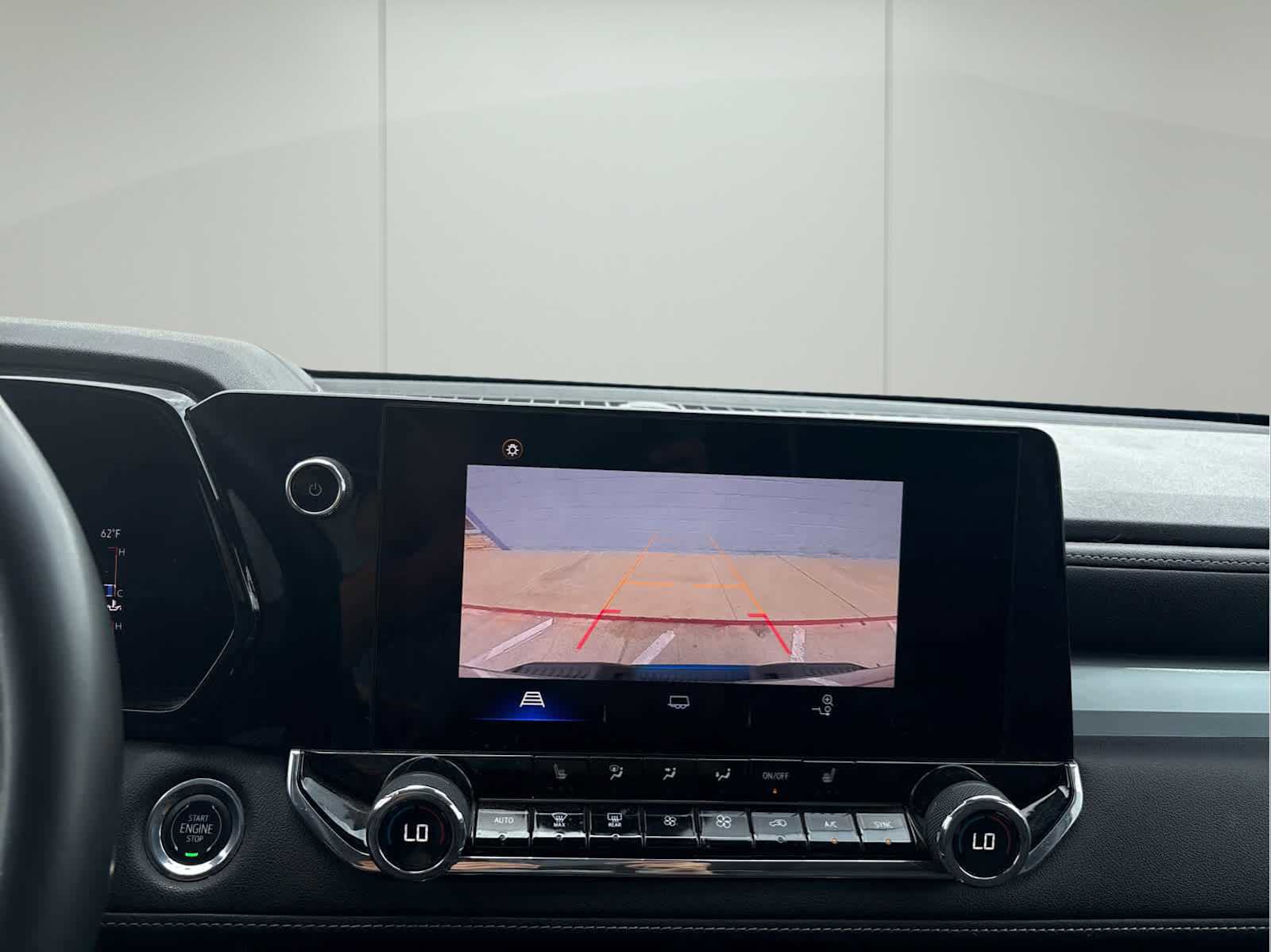 Used 2023 Chevrolet Colorado LT w/ LT Convenience Package II image 29