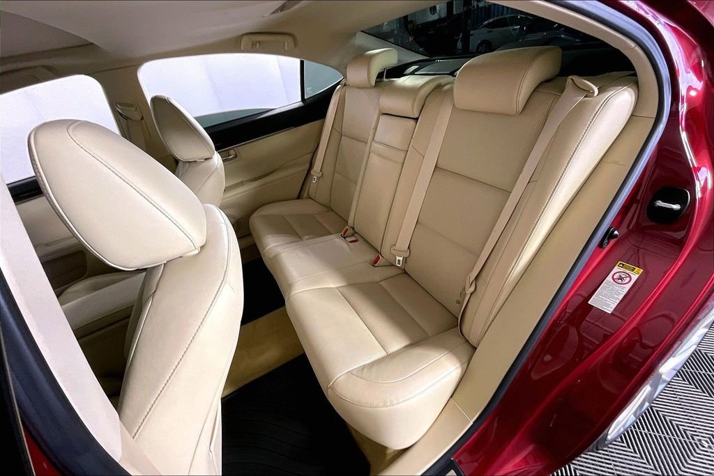 Used 2015 Lexus ES 350 image 34