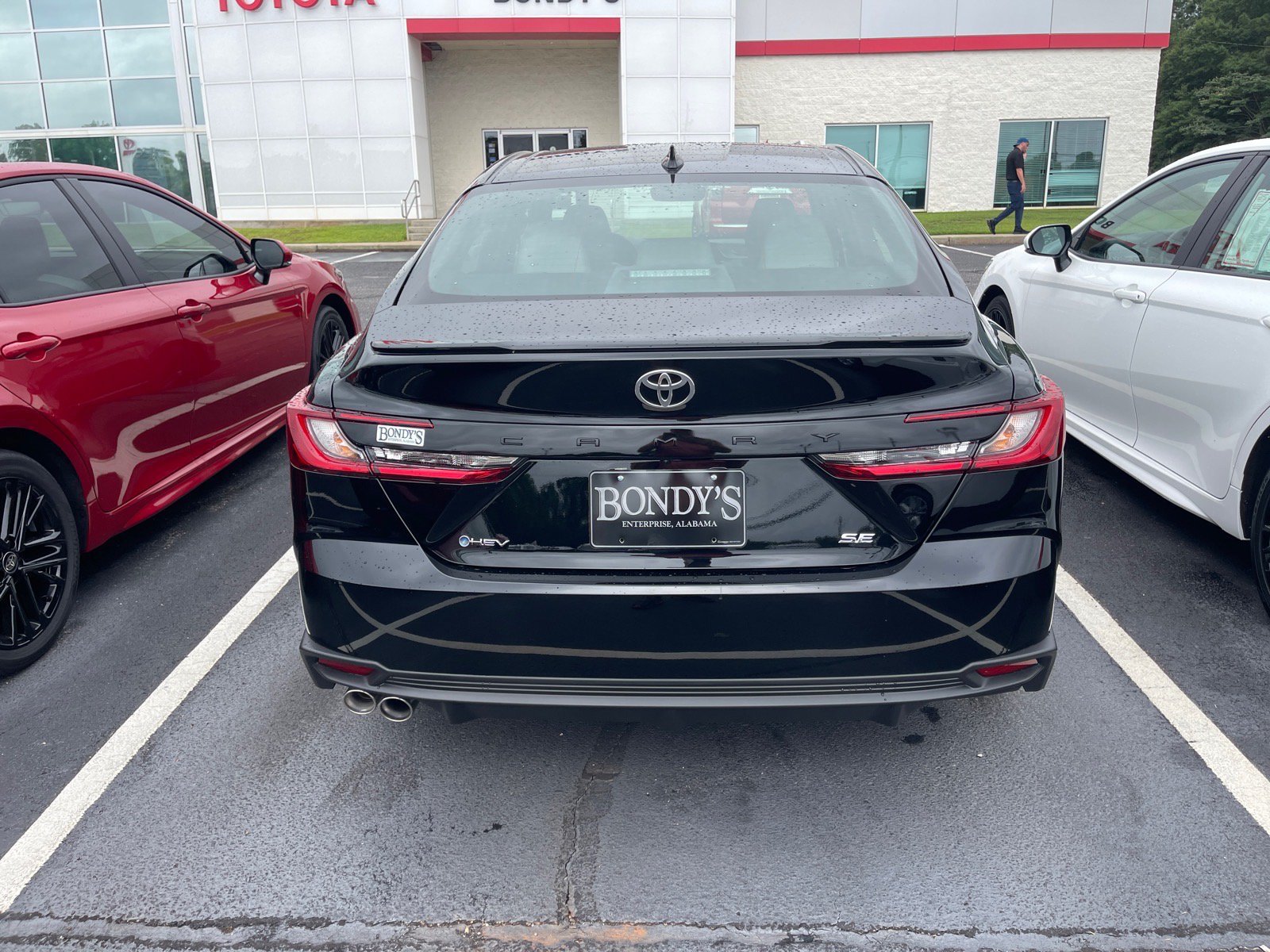 New 2026 Toyota Camry SE FWD image 12