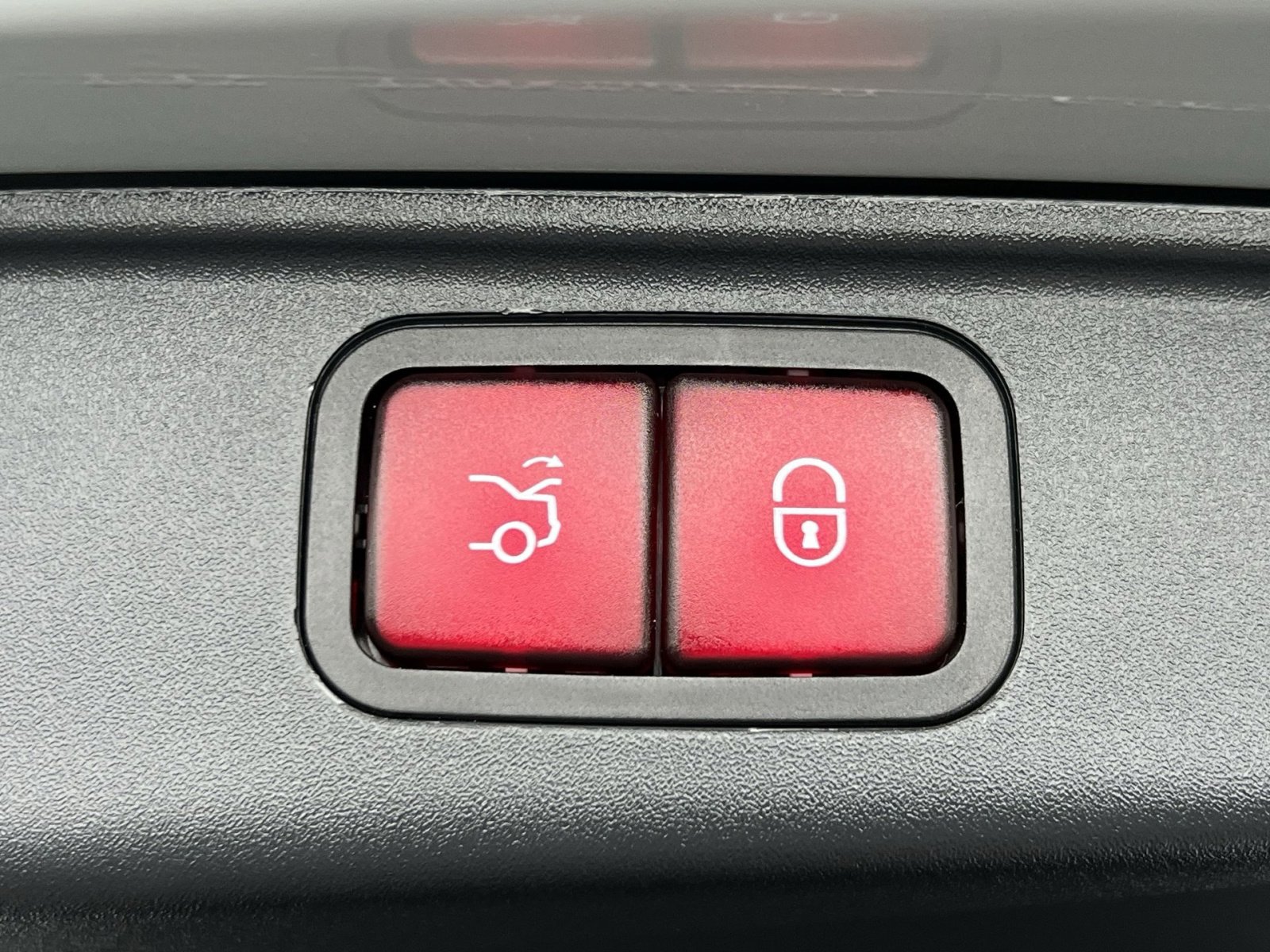 Certified 2025 Mercedes-Benz AMG GT 43 image 25