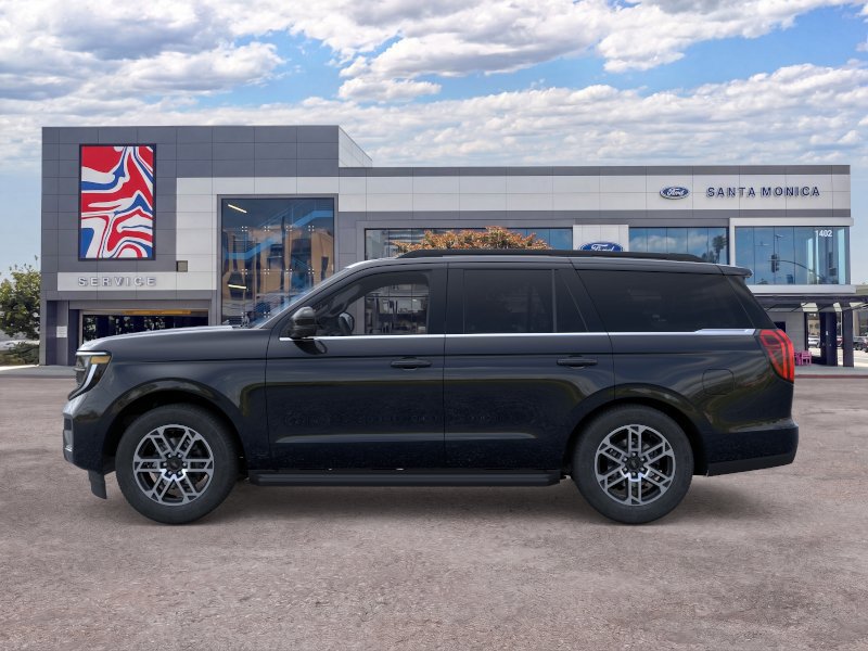 New 2026 Ford Expedition Active RWD image 3