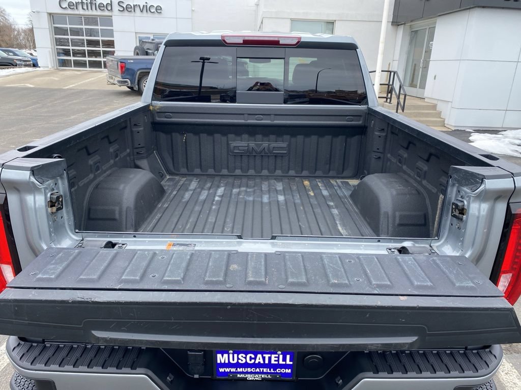 Used 2025 GMC Sierra 1500 AT4 w/ AT4 Premium Package AWD/4WD image 31