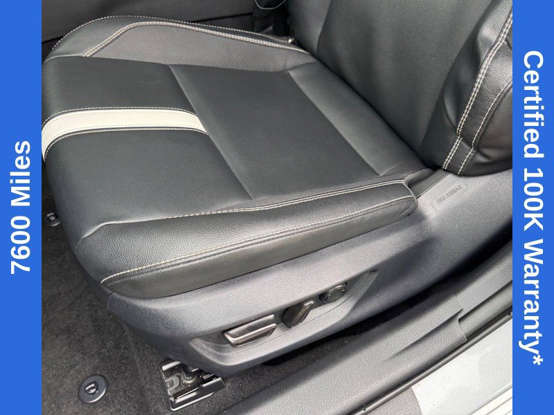 Used 2025 Toyota Camry SE FWD image 18