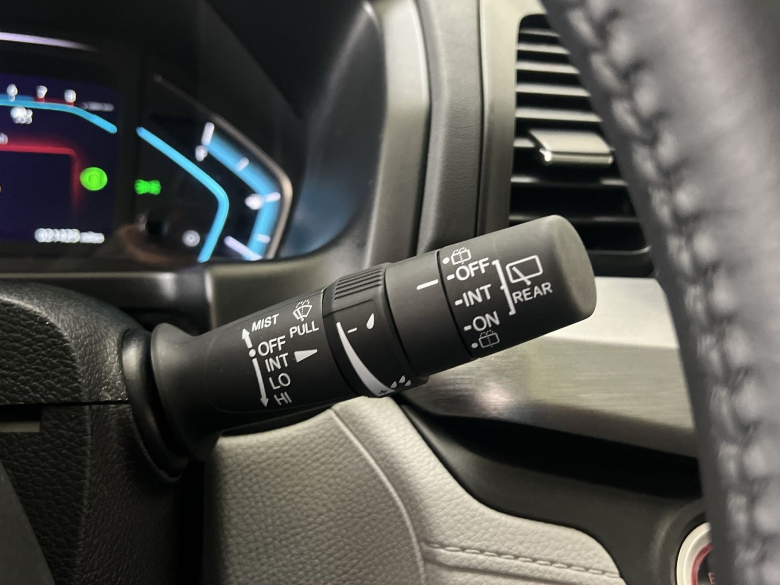 Used 2023 Honda Odyssey EX-L image 36