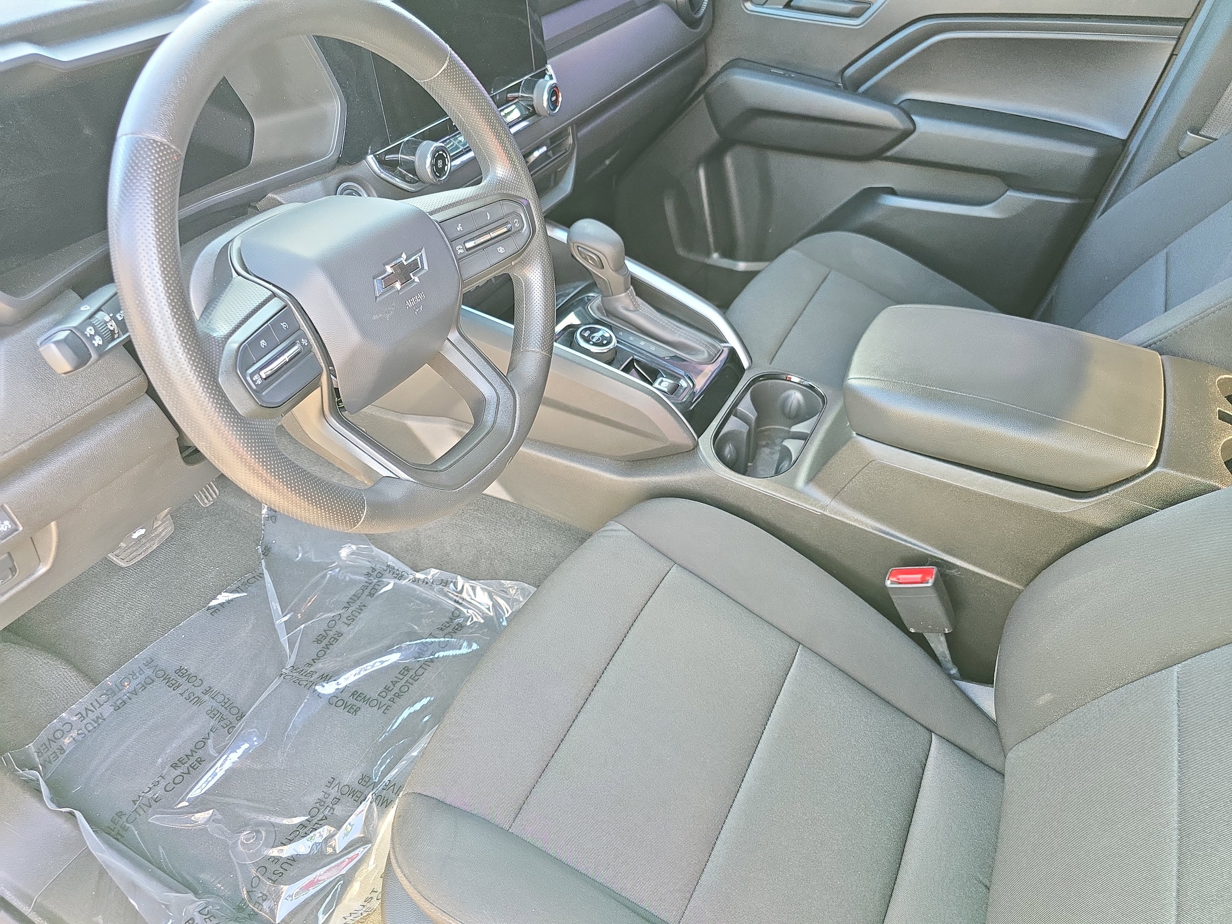 Used 2024 Chevrolet Colorado Trail Boss w/ Technology Package AWD/4WD image 15