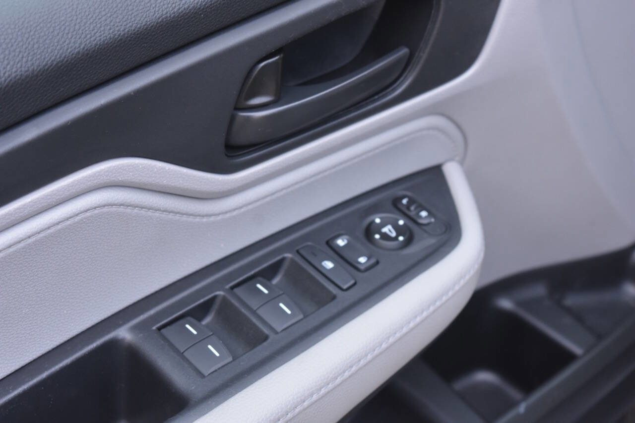 Used 2019 Honda Odyssey EX image 19