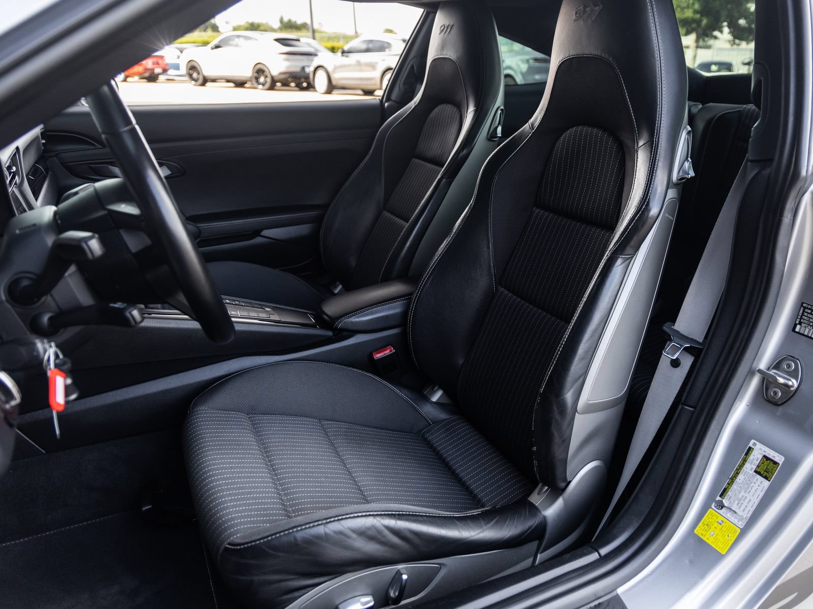 Certified 2018 Porsche 911 Carrera T RWD image 5